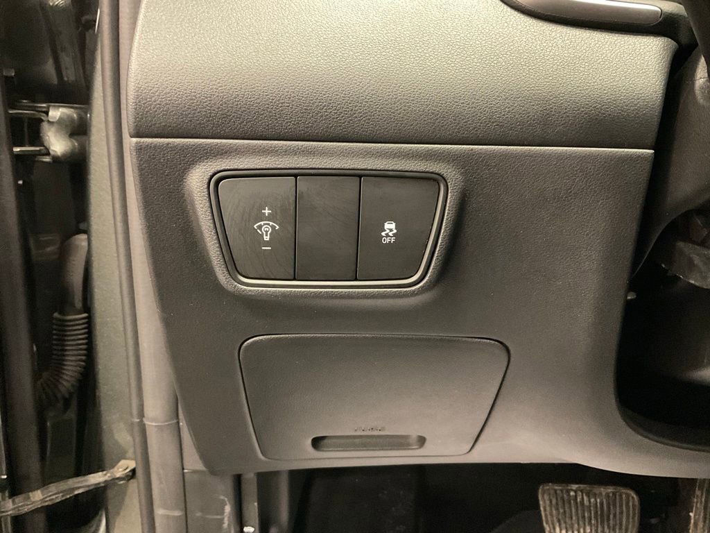 Used 2022 Hyundai Tucson SEL image 12