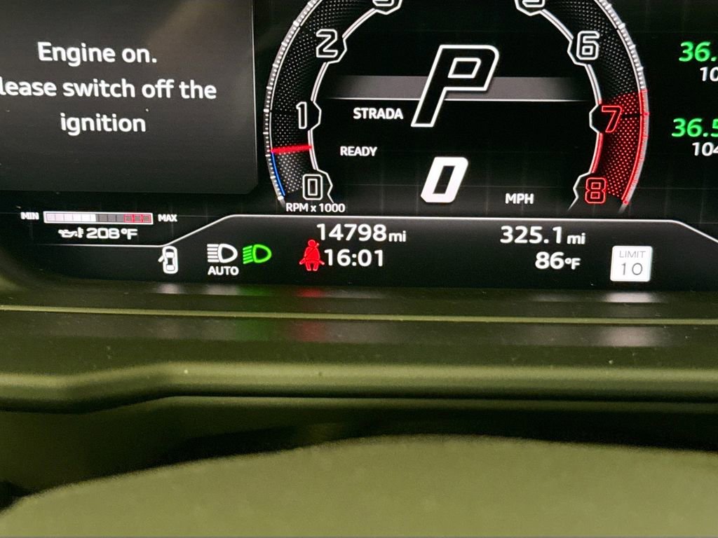 Used 2023 Lamborghini Urus Performante image 12