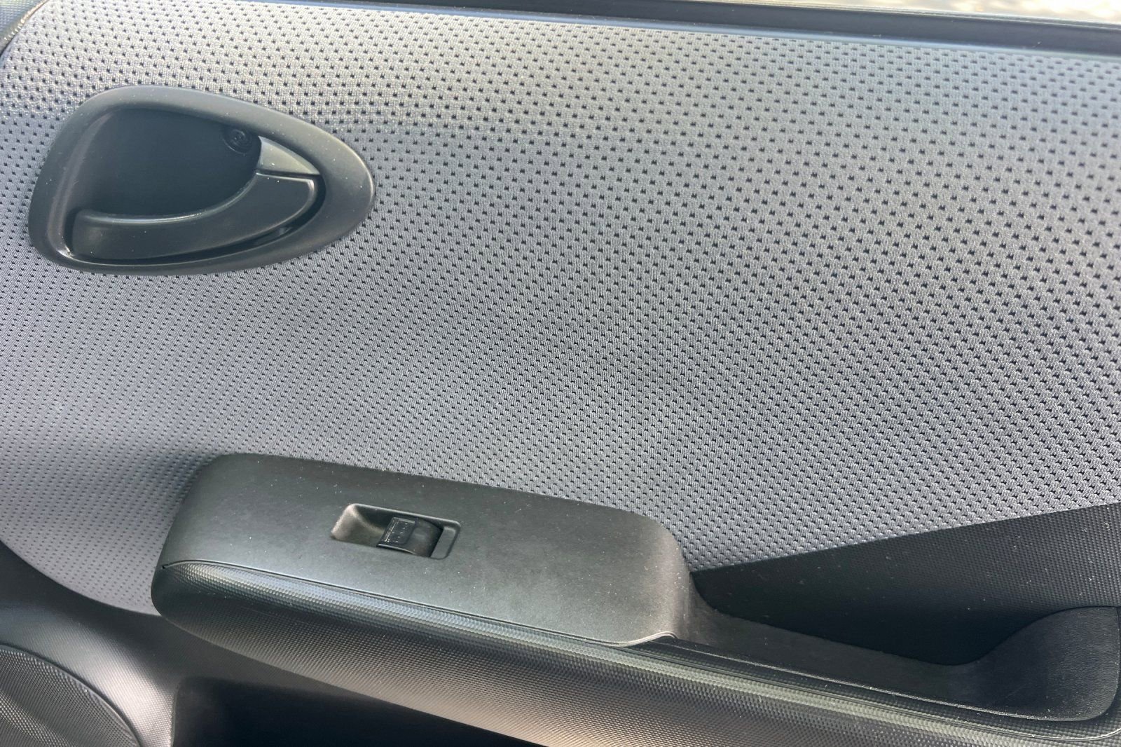 Used 2007 Honda Fit Sport image 19