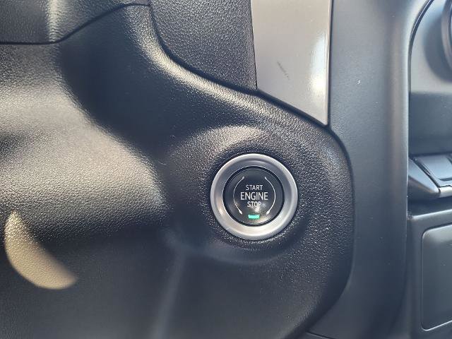 Used 2022 Chevrolet Silverado 1500 Custom image 16