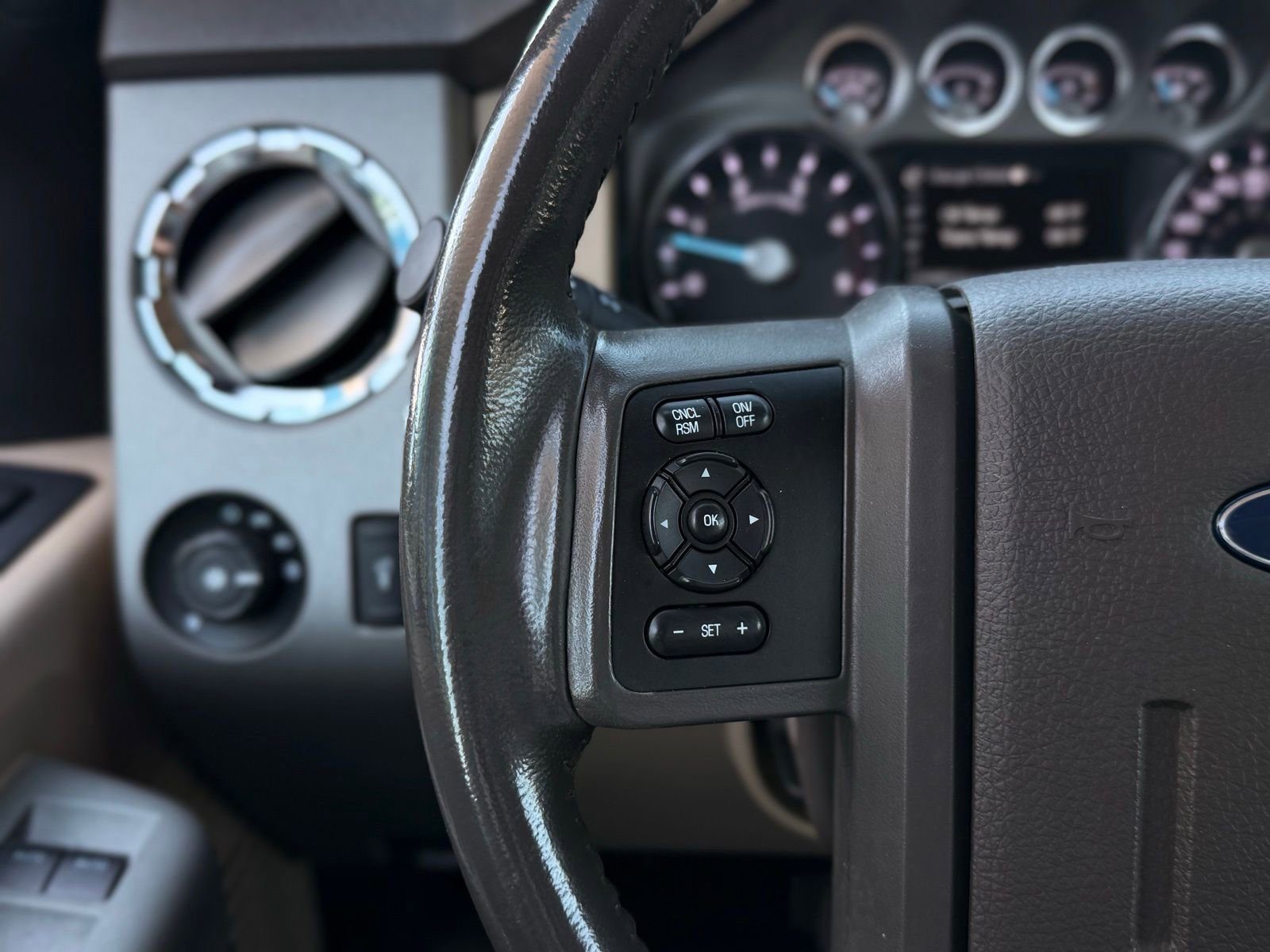 Used 2016 Ford F250 Lariat w/ Lariat Ultimate Package image 23