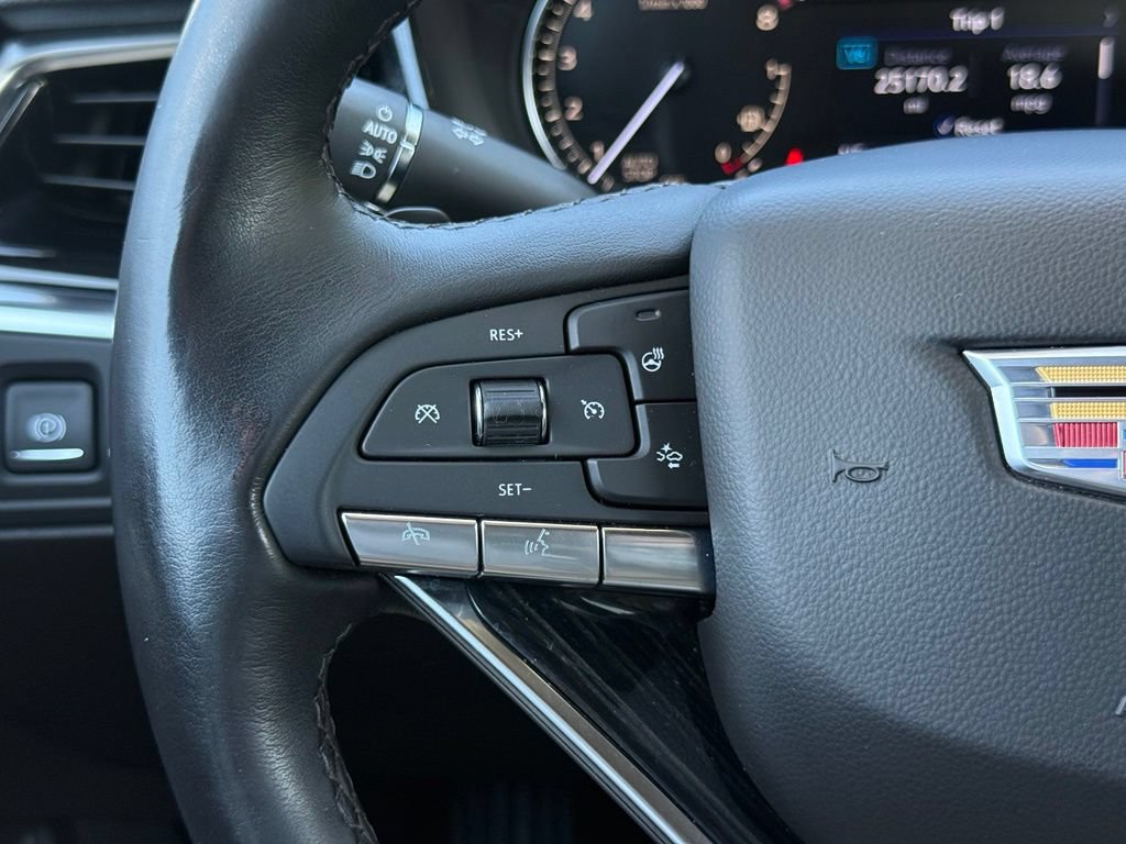 Certified 2025 Cadillac XT6 Premium Luxury FWD image 28