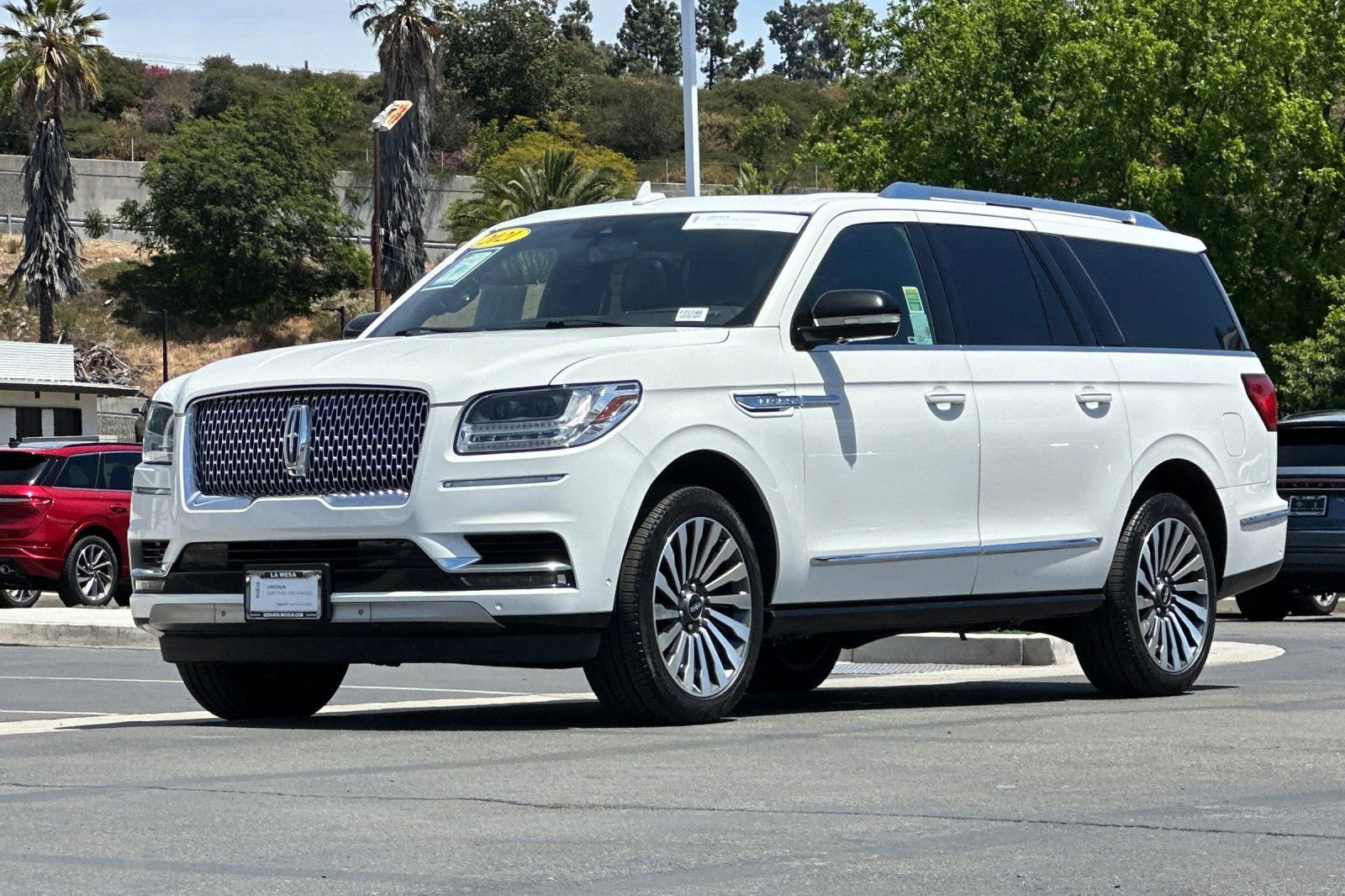 Certified 2021 Lincoln Navigator L Reserve AWD/4WD image 7