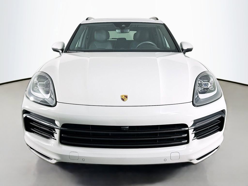 Certified 2023 Porsche Cayenne Platinum Edition image 6