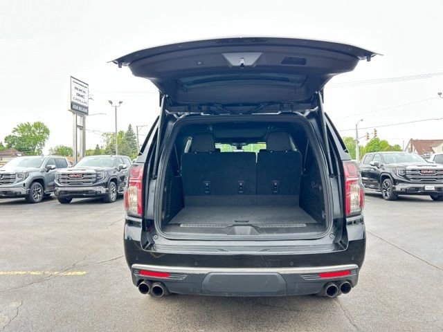 Used 2021 Chevrolet Suburban High Country AWD/4WD image 10