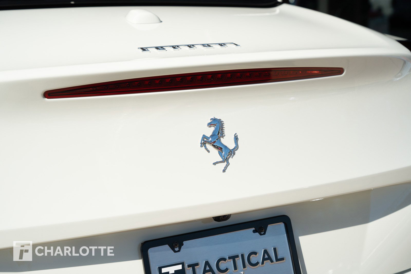 Used 2016 Ferrari California T image 15