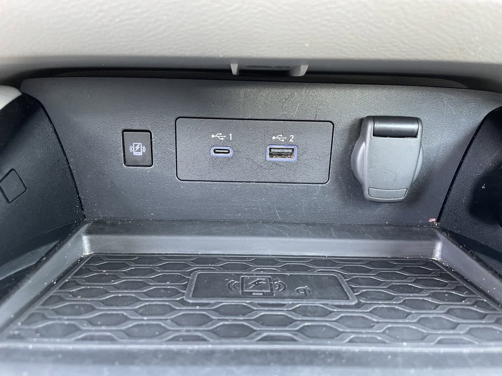 Used 2024 Nissan Altima 2.5 SV w/ SV Premium Package image 28