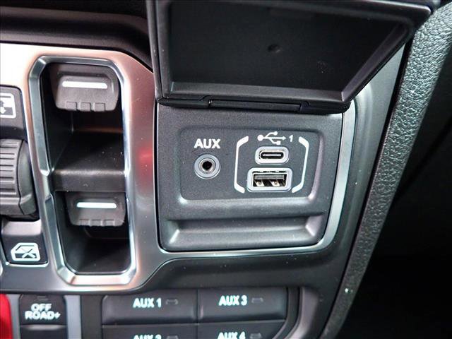 New 2025 Jeep Gladiator Willys AWD/4WD image 19