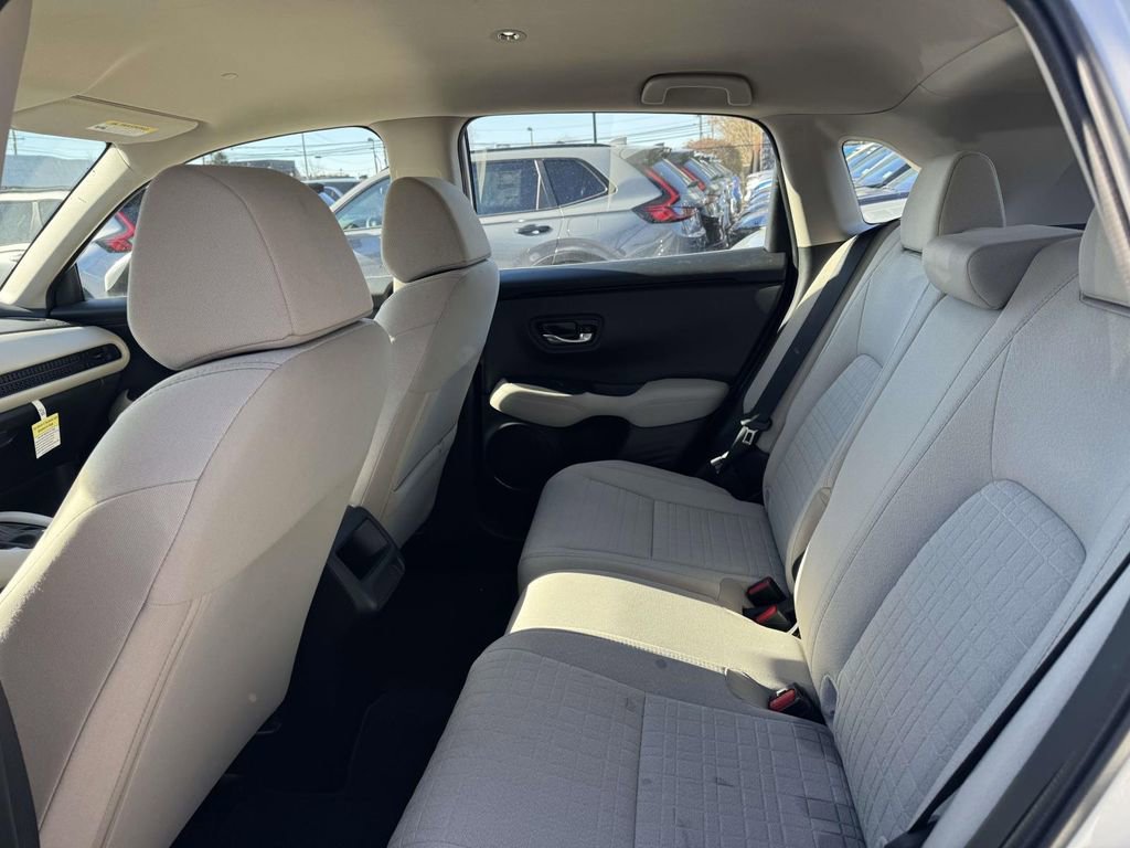 Used 2025 Honda HR-V LX image 9