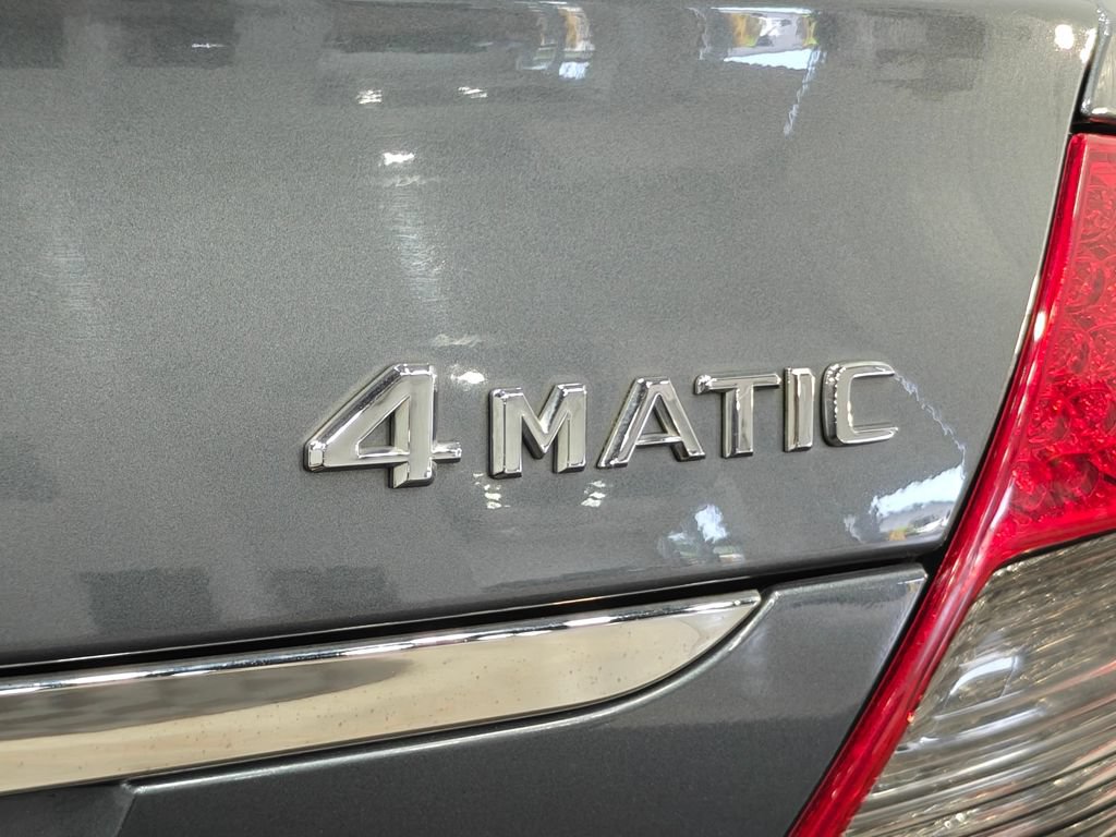 Used 2009 Mercedes-Benz E 350 4MATIC Sedan image 41
