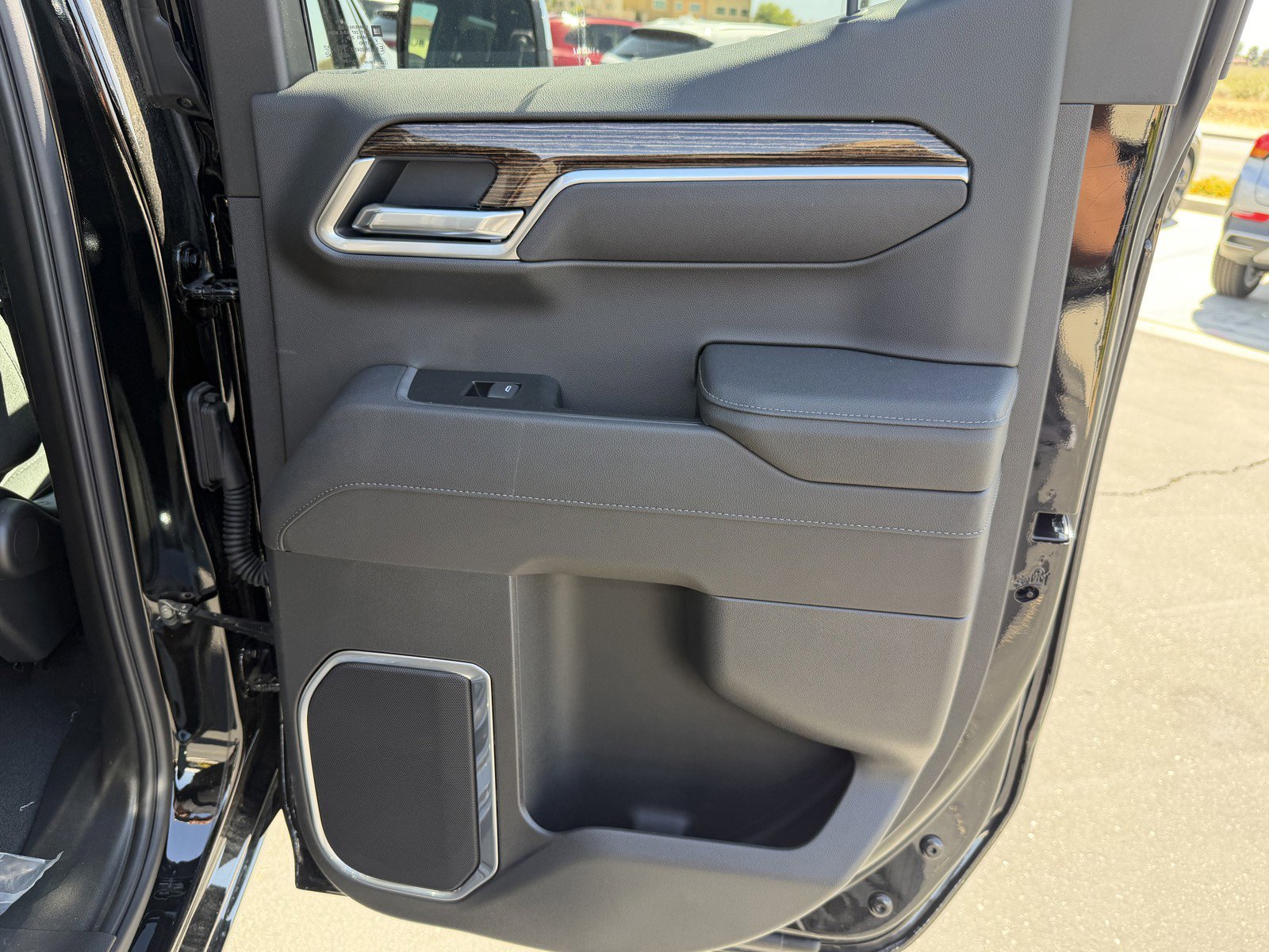 New 2026 GMC Sierra 1500 SLE AWD/4WD image 9