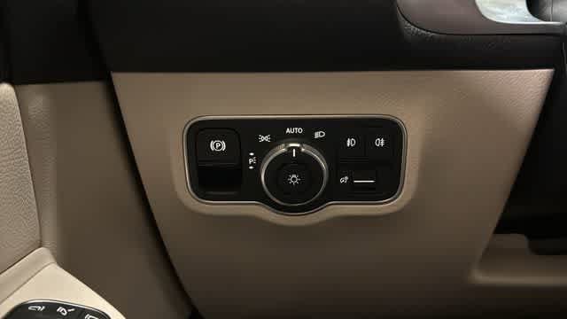 Certified 2026 Mercedes-Benz GLB 250 4MATIC image 17