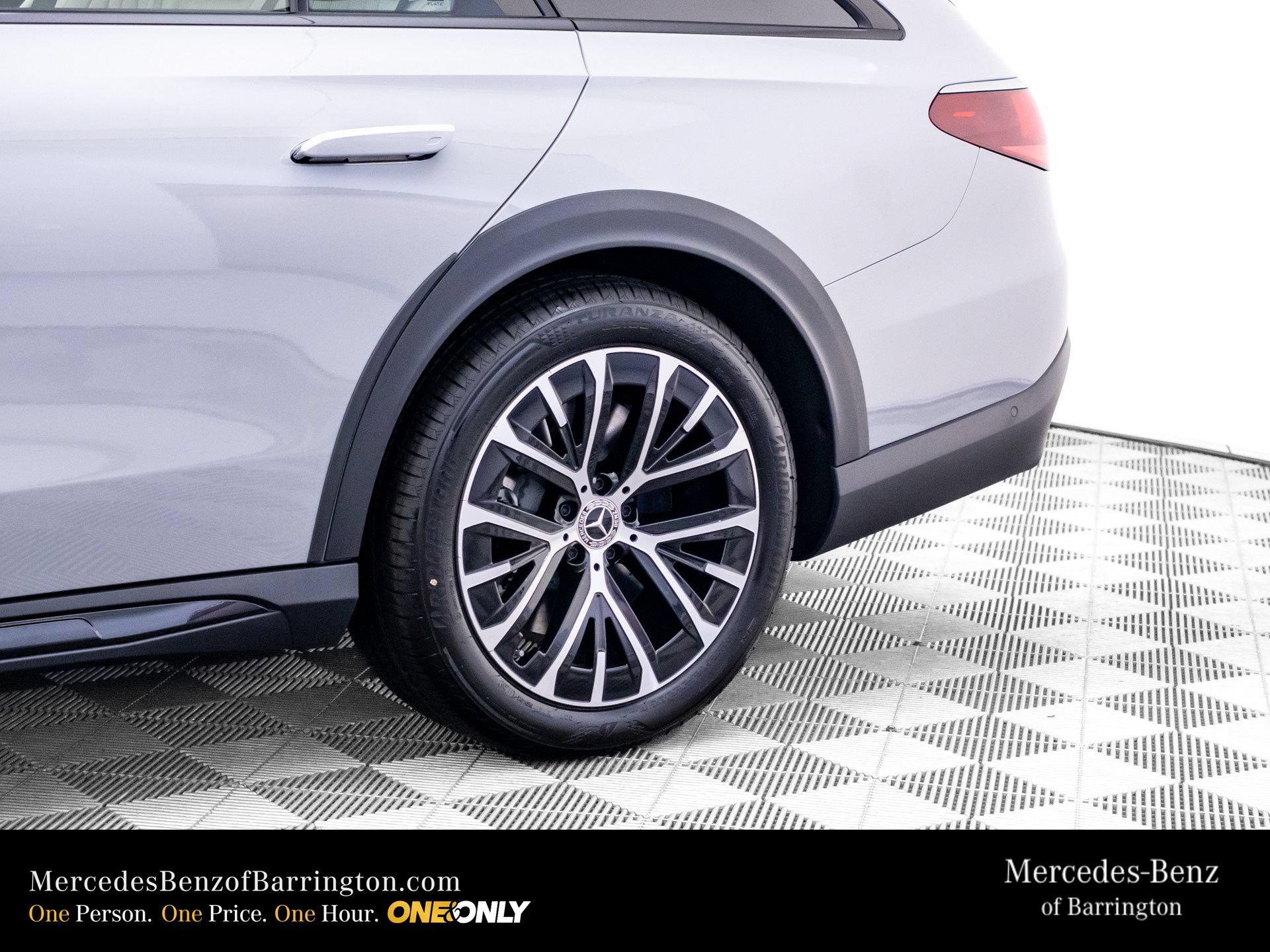 New 2026 Mercedes-Benz E 450 4MATIC All-Terrain Wagon image 38