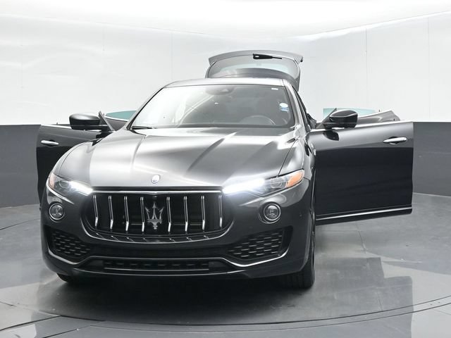 Used 2023 Maserati Levante GT AWD/4WD image 63