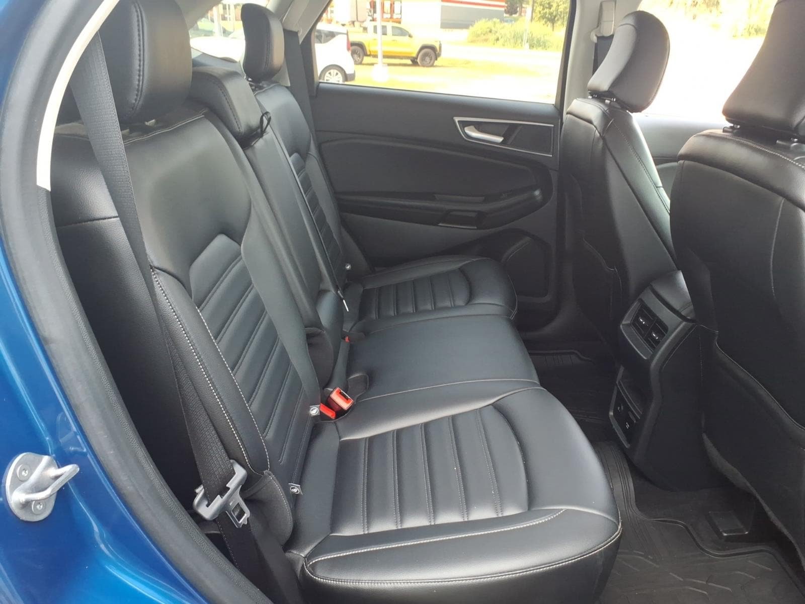 Used 2023 Ford Edge SEL w/ Convenience Package AWD/4WD image 24