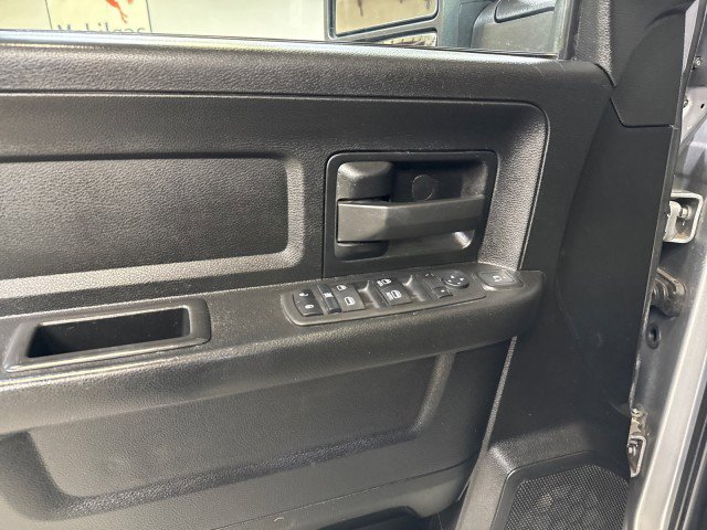 Used 2023 RAM 3500 Tradesman w/ Chrome Appearance Group image 23