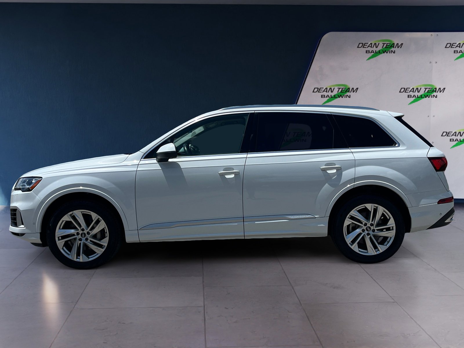 Used 2022 Audi Q7 Premium Plus image 5