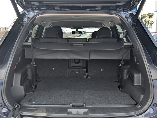 New 2025 Mitsubishi Outlander SE image 28