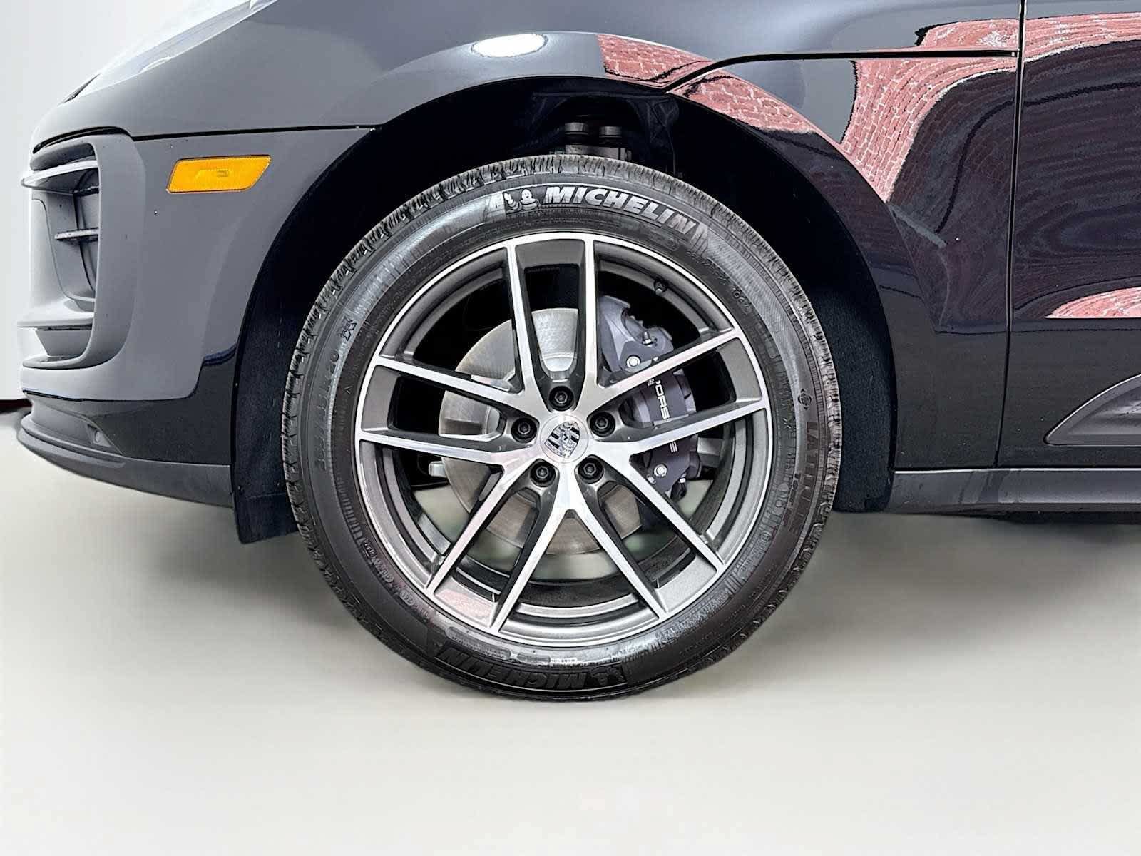 New 2025 Porsche Macan AWD/4WD image 52