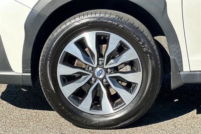Used 2023 Subaru Outback Touring XT AWD/4WD image 32