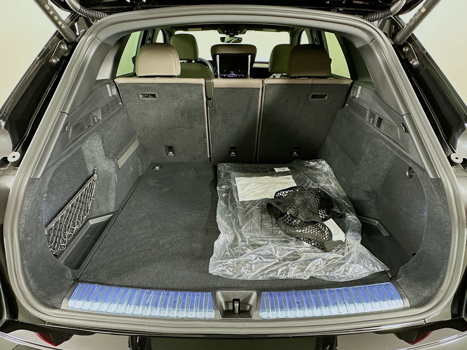 Used 2025 Audi Q5 Premium AWD/4WD image 38