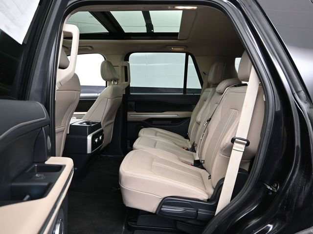 Used 2024 Ford Expedition Limited image 23