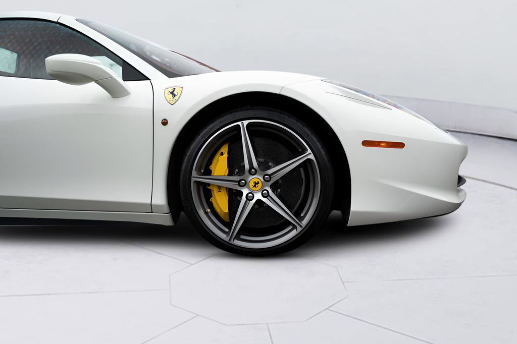 Used 2014 Ferrari 458 Spider RWD image 13