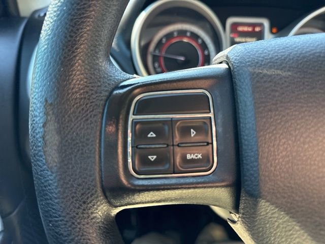 Used 2020 Dodge Journey SE image 24