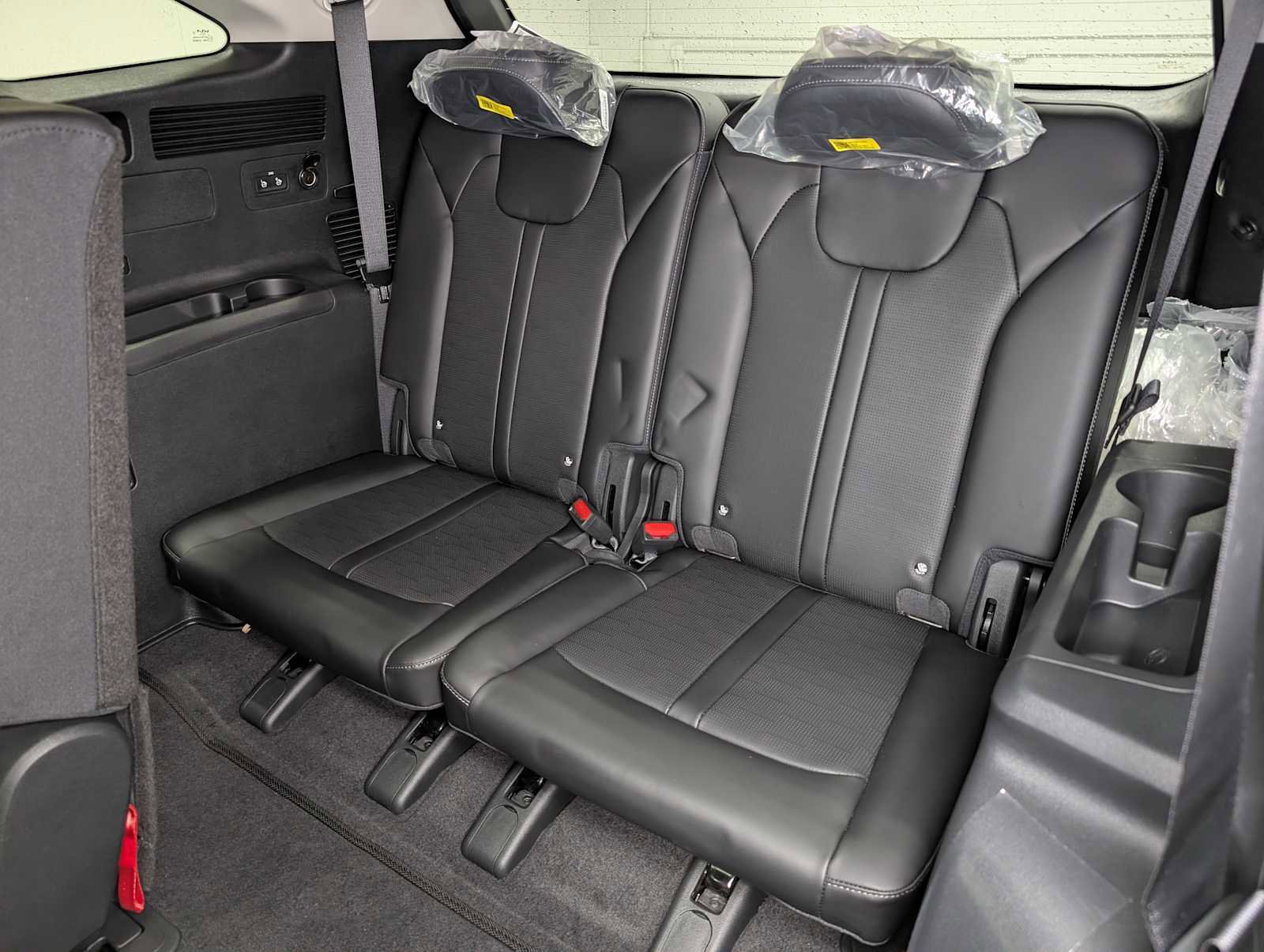 New 2026 Kia Sorento S w/ S Panoramic Sunroof Package AWD/4WD image 16