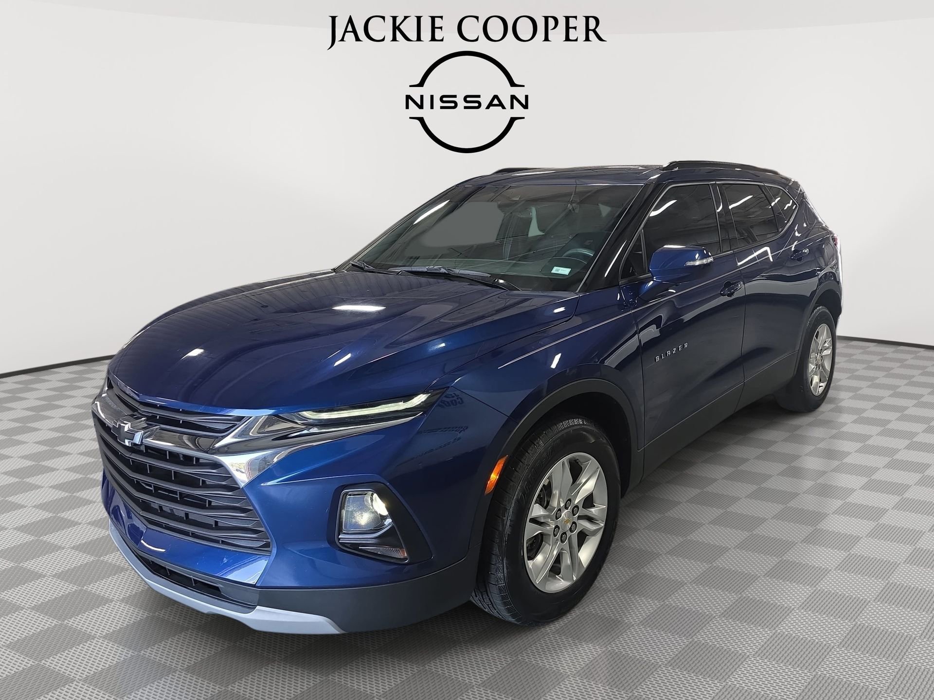 Used 2022 Chevrolet Blazer LT FWD image 1