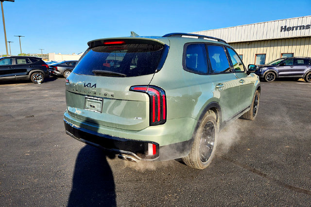 Used 2025 Kia Telluride EX X-Line AWD/4WD image 35