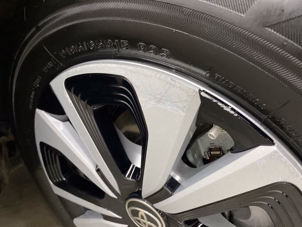 Used 2019 Toyota Prius Prime Advanced FWD image 33