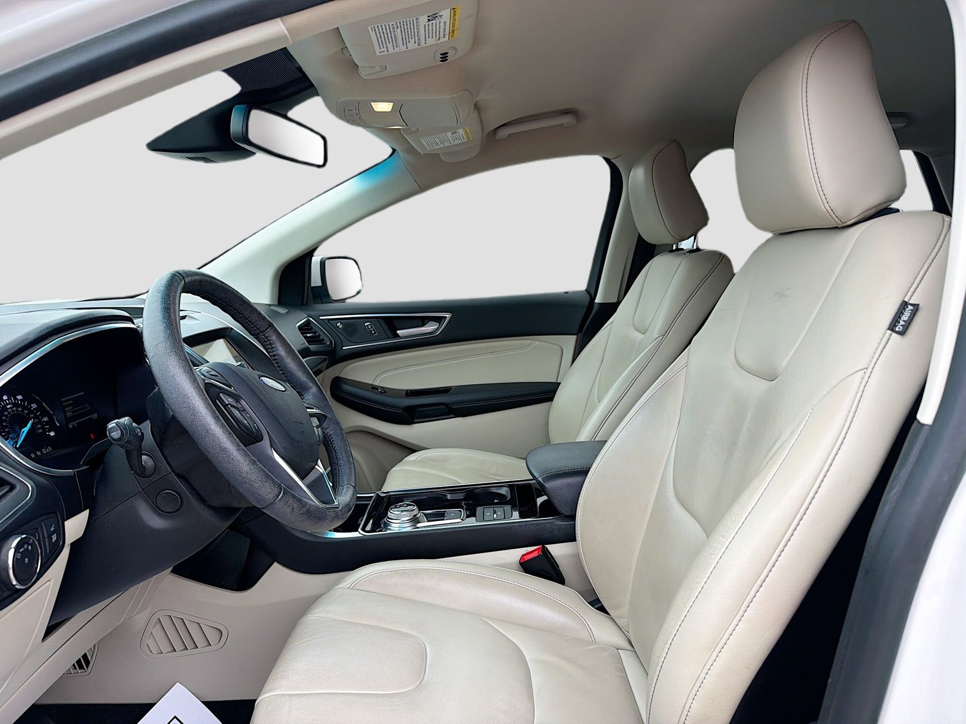 Used 2020 Ford Edge Titanium FWD image 25