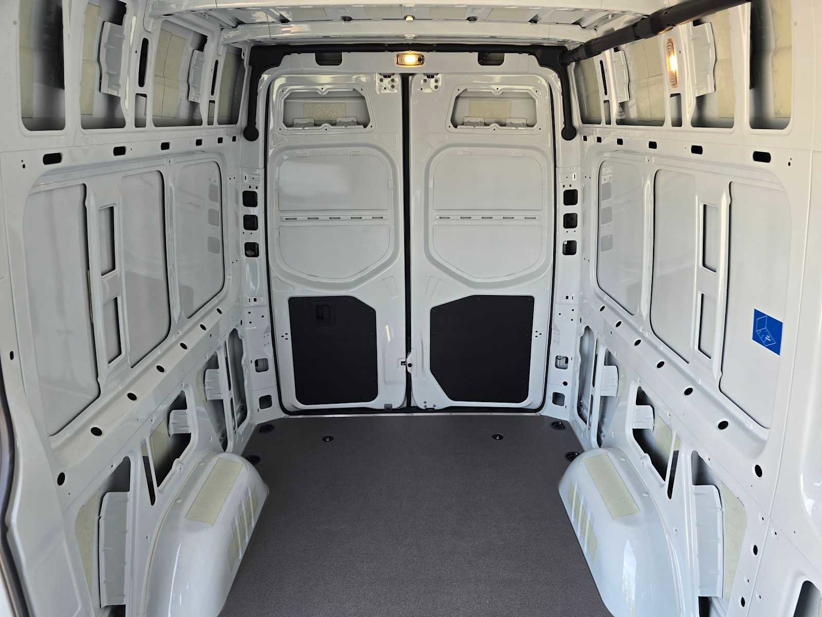 Used 2023 Mercedes-Benz Sprinter 1500 image 24