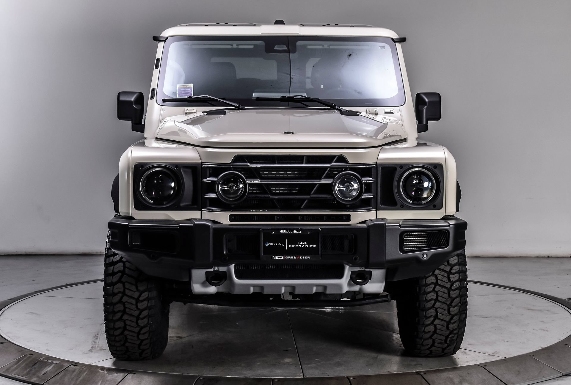 Used 2025 INEOS Grenadier Station Wagon AWD/4WD image 8