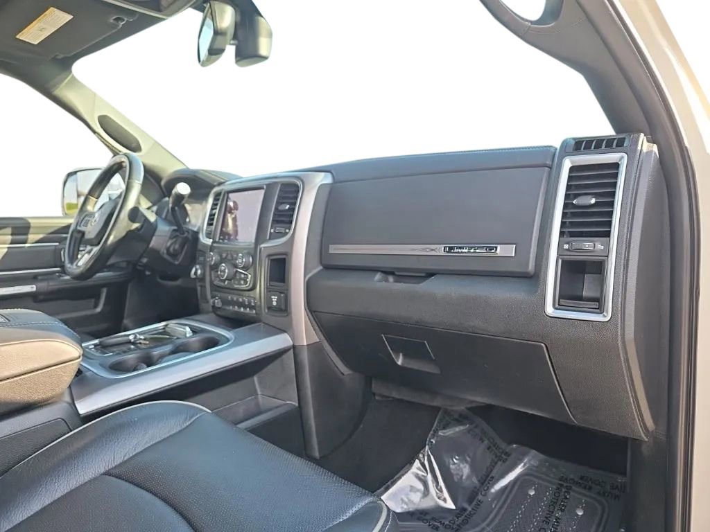 Used 2018 RAM 2500 Limited AWD/4WD image 21