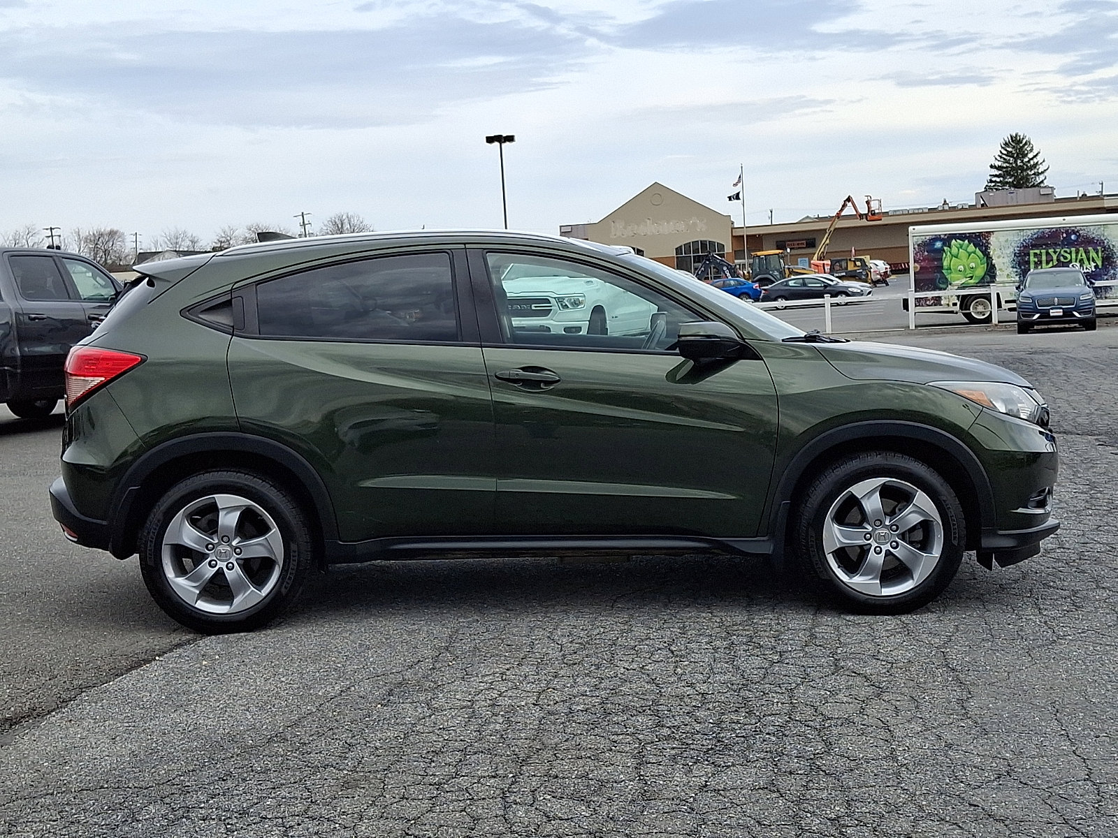 Used 2017 Honda HR-V EX-L image 7