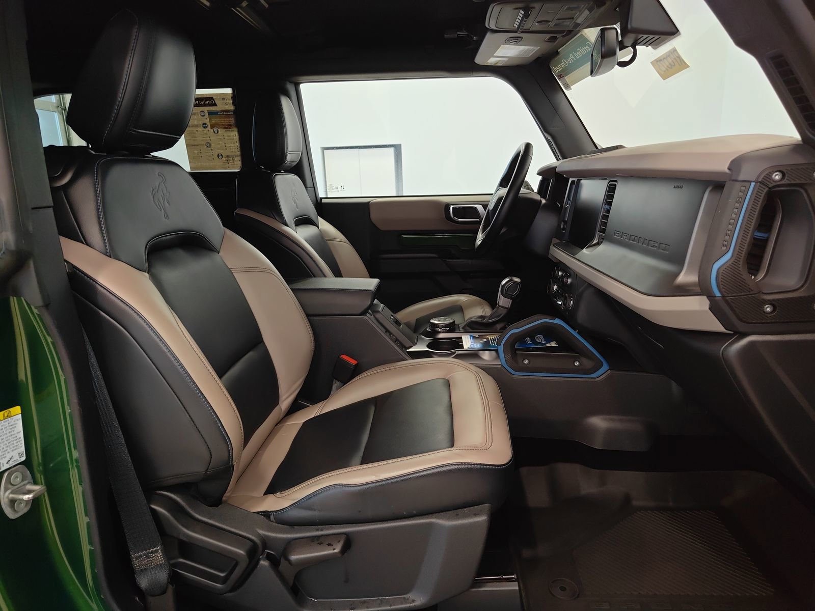 Used 2024 Ford Bronco Wildtrak image 15