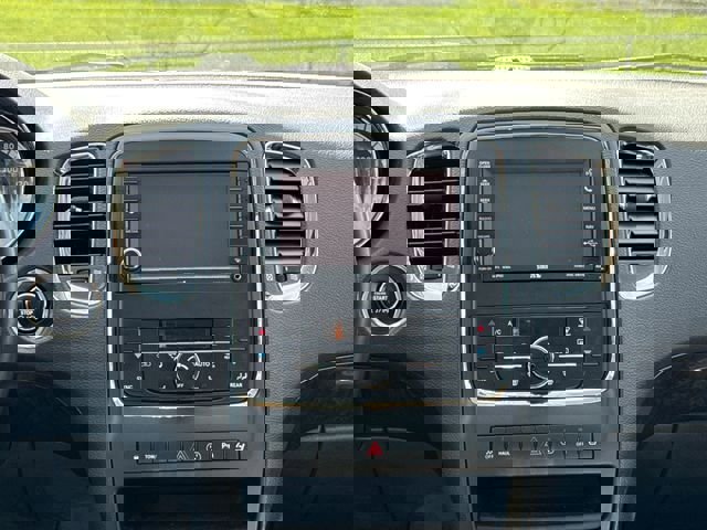 Used 2013 Dodge Durango R/T w/ Leather Interior Group image 15