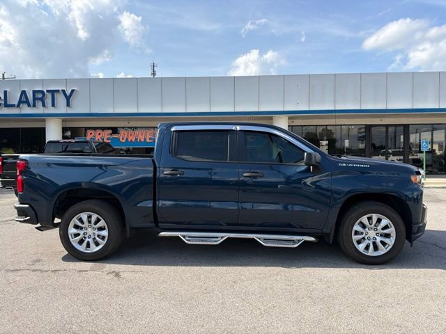 Used 2022 Chevrolet Silverado 1500 Custom RWD image 2