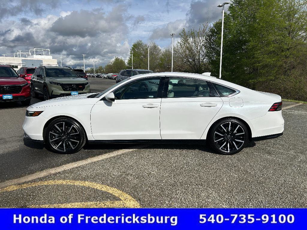 Certified 2023 Honda Accord Touring image 2