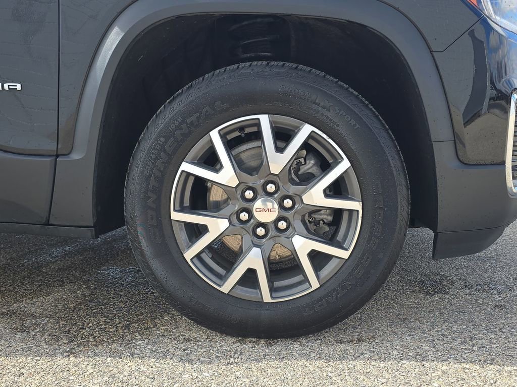 Certified 2023 GMC Acadia SLE w/ Driver Convenience Package image 34