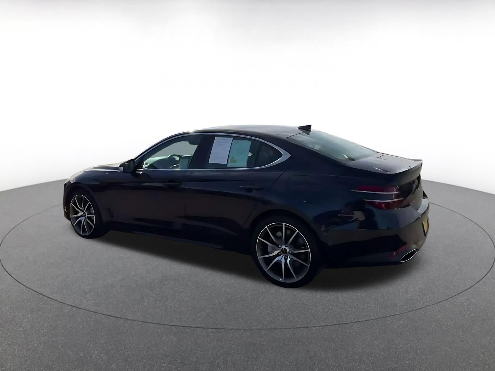 Used 2026 Genesis G70 2.5T RWD image 9