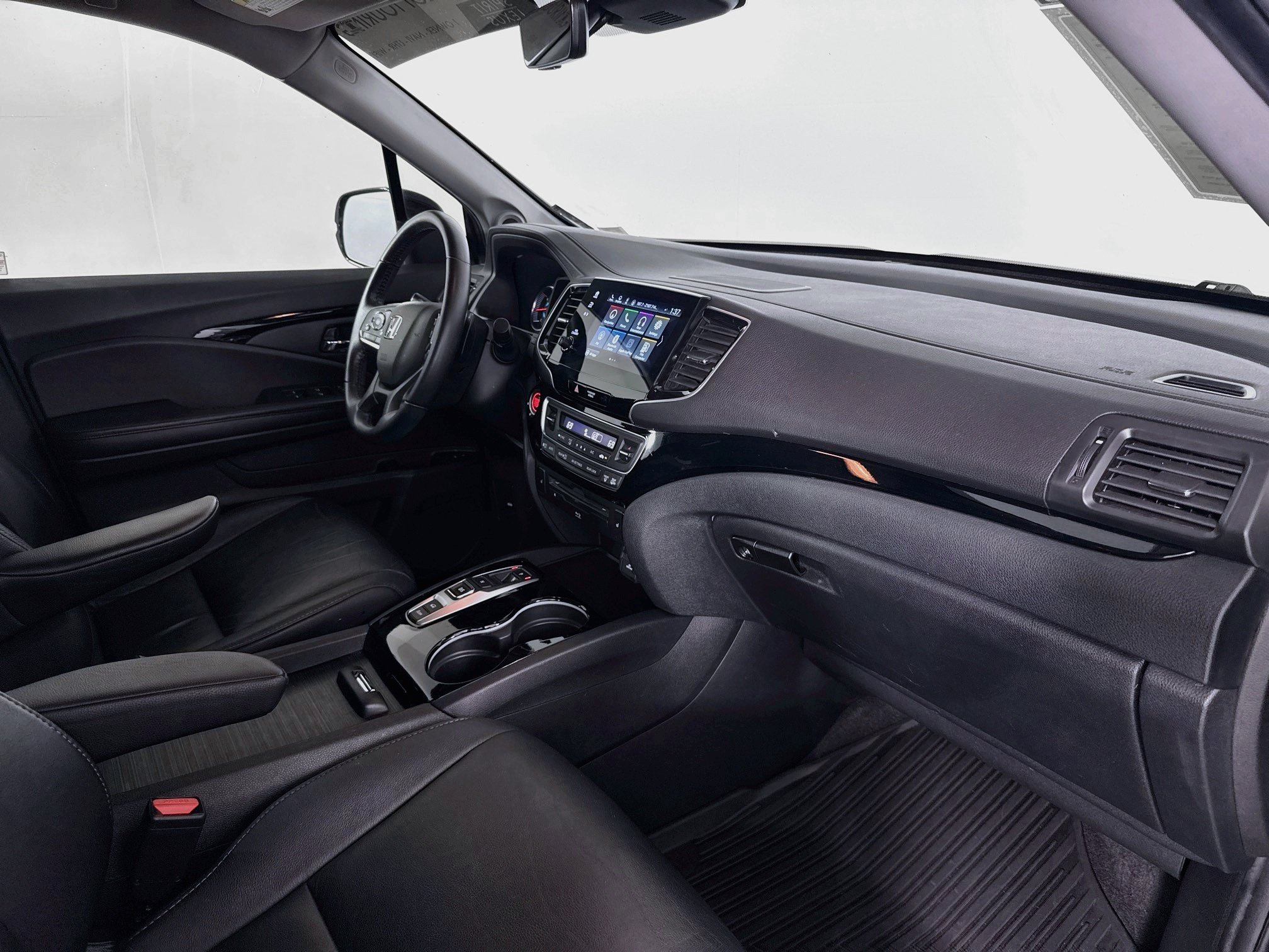 Used 2021 Honda Pilot Touring image 29