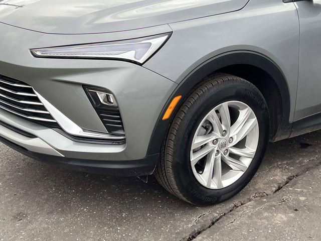 Used 2025 Buick Envista Preferred w/ Convenience I Package image 9