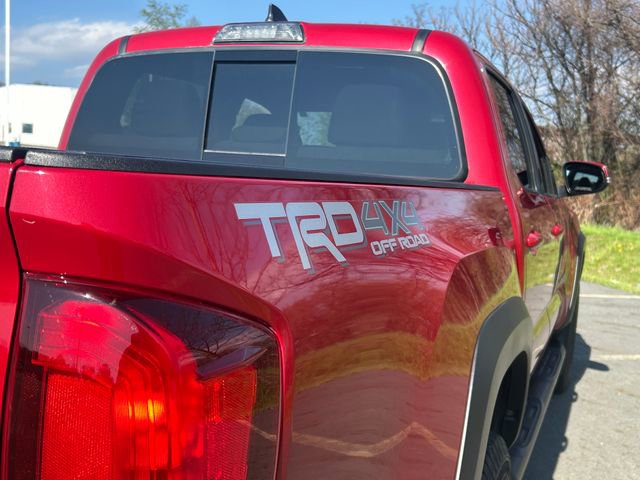 Used 2019 Toyota Tacoma TRD Off-Road AWD/4WD image 30