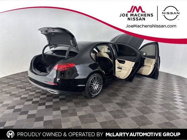 Used 2023 Mercedes-Benz C 300 4MATIC Sedan image 14