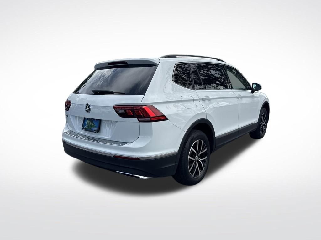 Used 2021 Volkswagen Tiguan SE FWD image 5