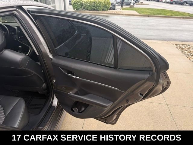 Used 2022 Toyota Camry SE w/ Audio Upgrade Package FWD image 16