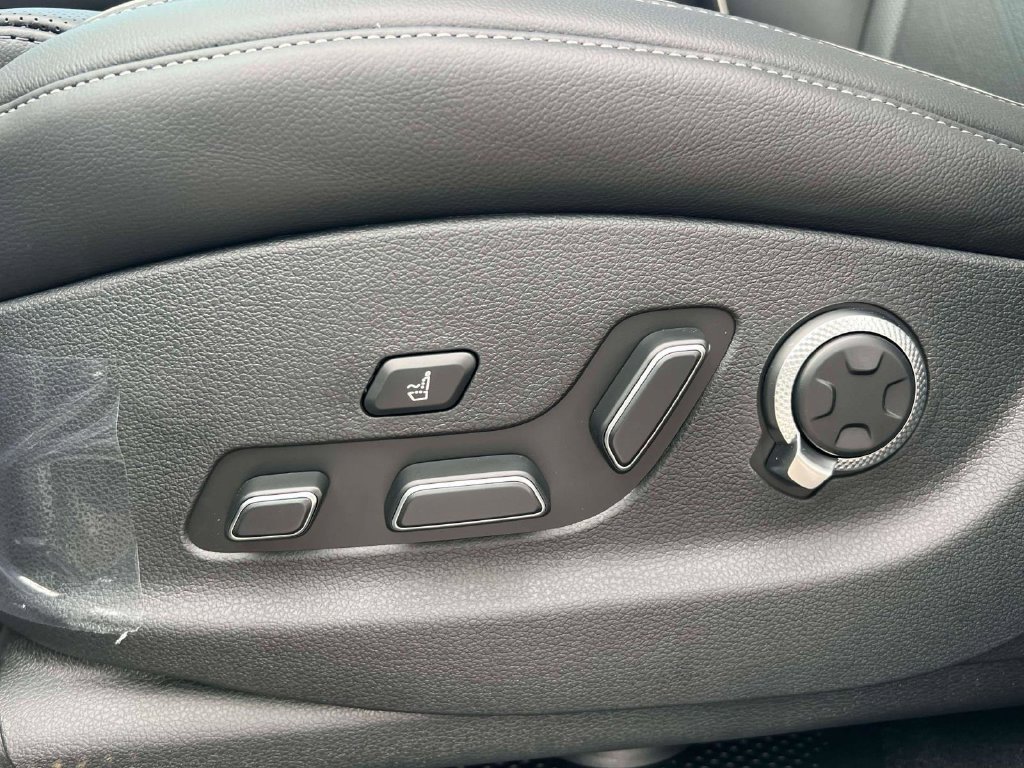 New 2027 Genesis GV80 3.5T Advanced AWD/4WD image 32